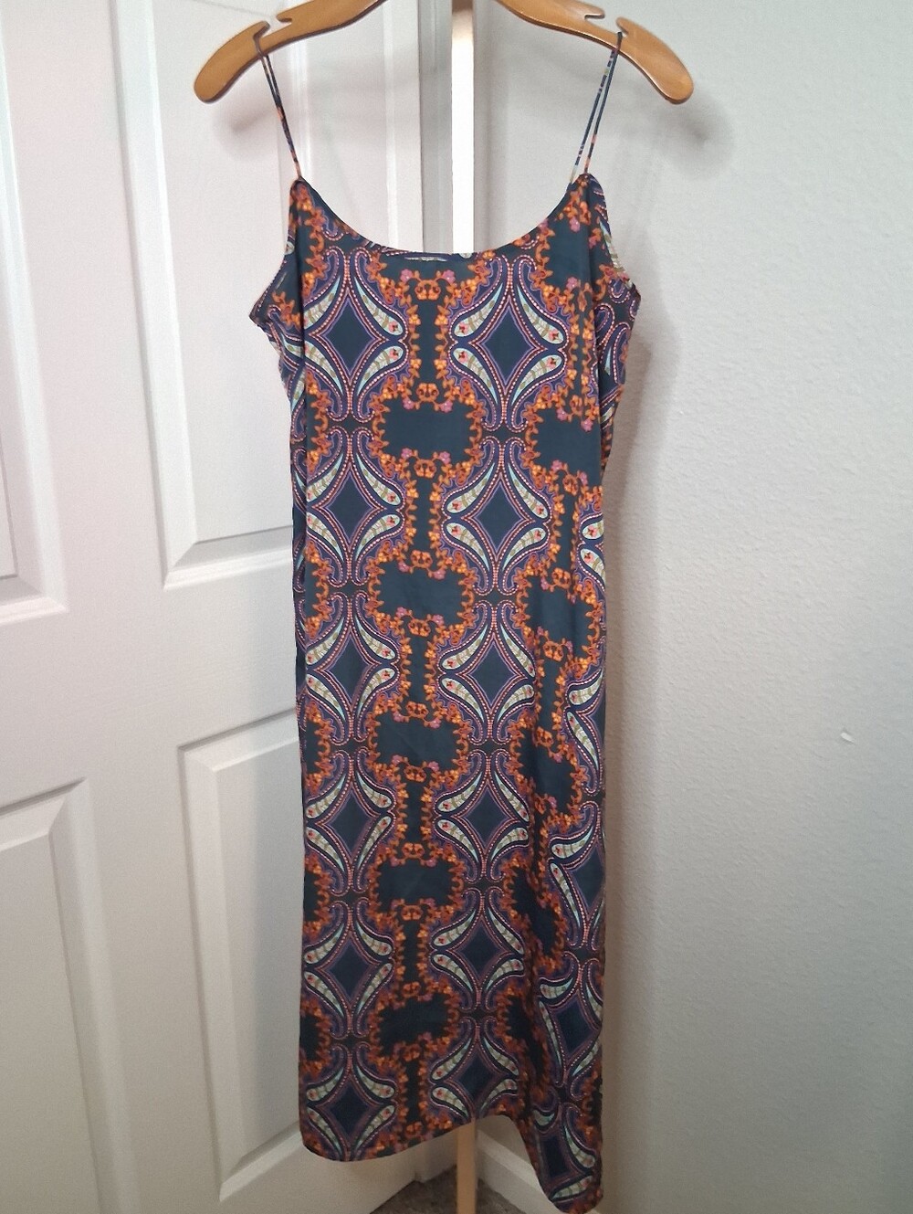 2/$5 - Hive & Honey Patterned Midi Dress